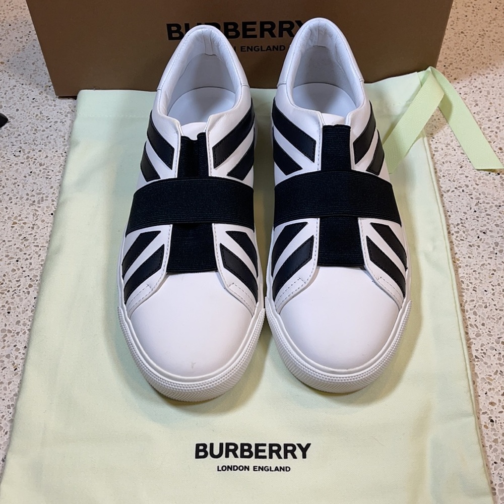 Burberry Men’s Shoes - Picture 2 of 7